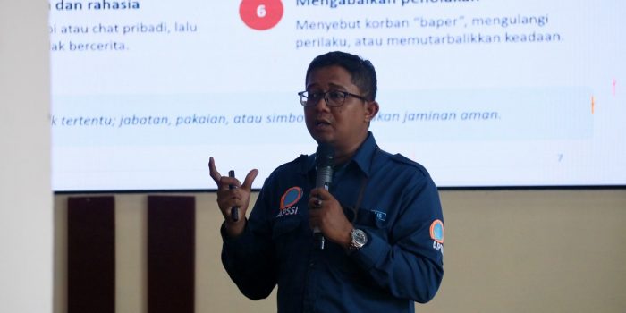Pakar Sosiologi UTU, Nurkhalis pada Seminar Pencegahan Kekerasan Seksual, Selasa 20 Oktober 2026. (BASAJAN.NET/RAHMAT TRISNAMAL)