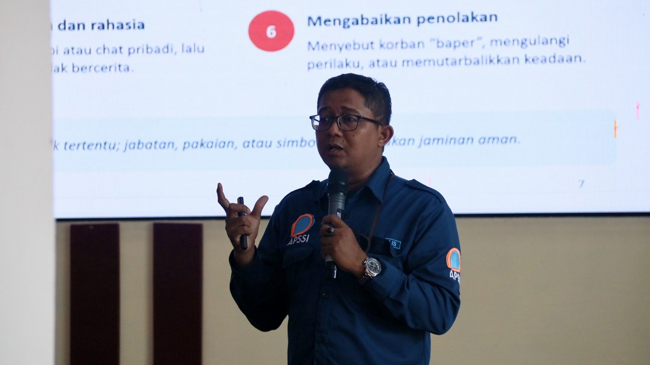 Pakar Sosiologi UTU, Nurkhalis pada Seminar Pencegahan Kekerasan Seksual, Selasa 20 Oktober 2026. (BASAJAN.NET/RAHMAT TRISNAMAL)